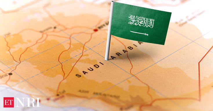 السعودية تعلن تخفيض رسوم بعض التأشيرات المؤقتة لدعم السياحة وزيادة عدد الزوار